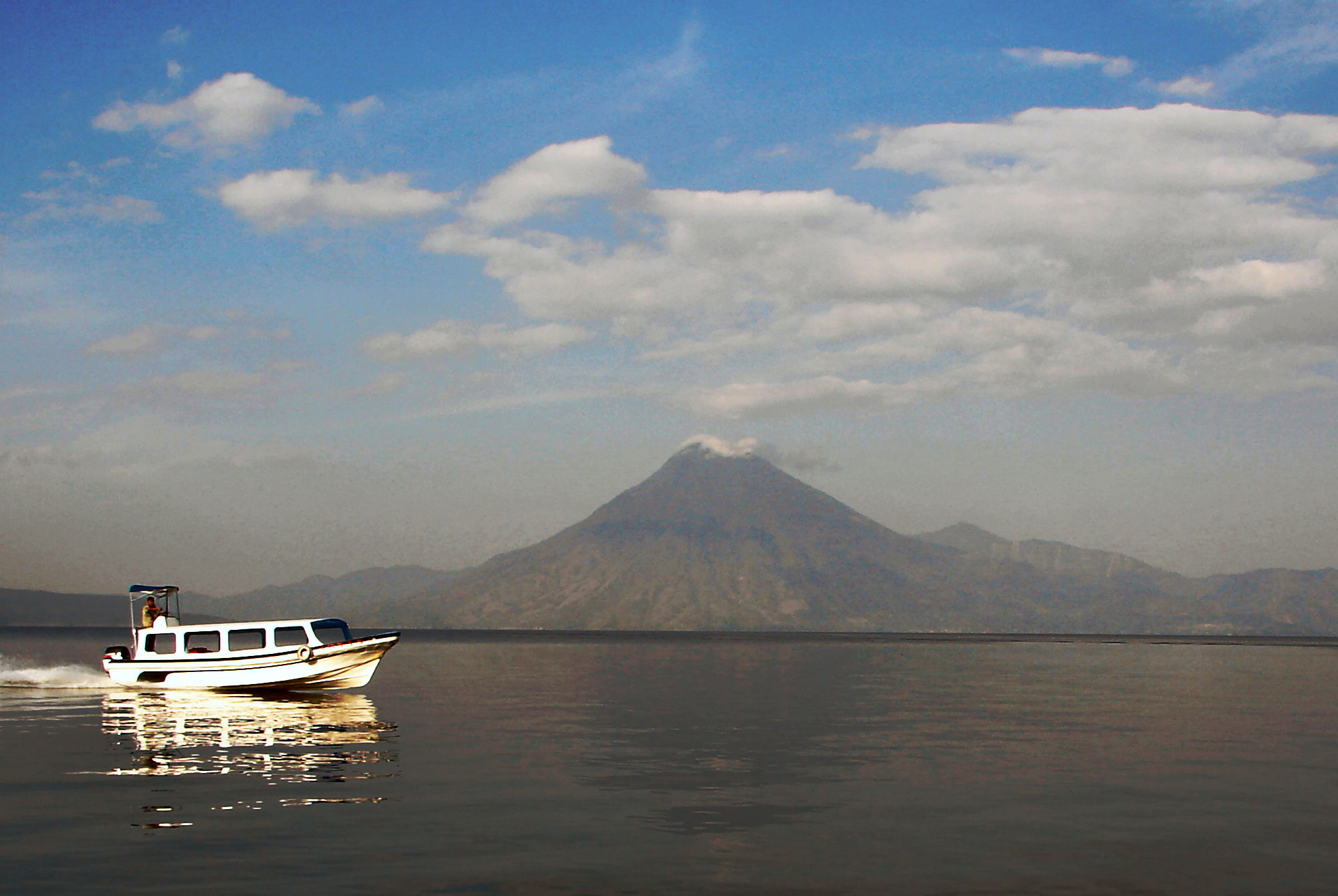 Lago Atitlan - Vulcano San Pedro