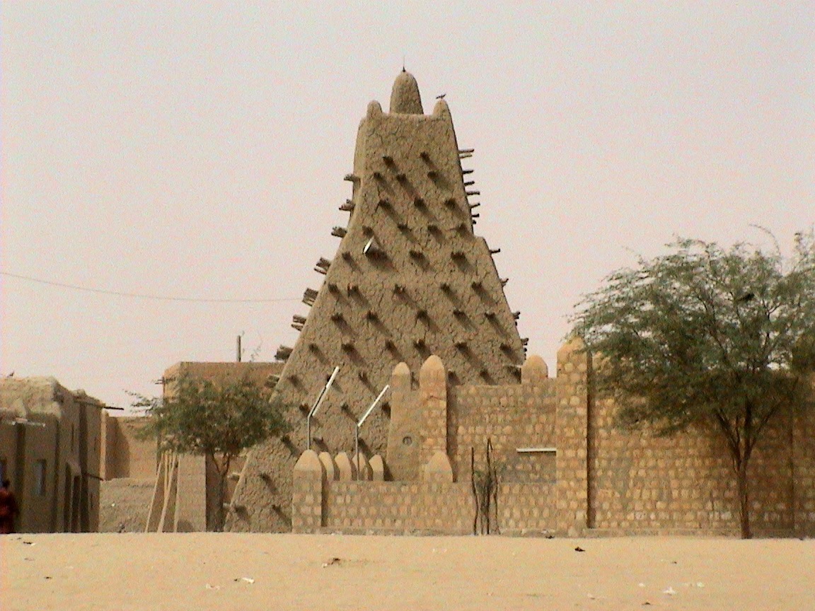 Ricostruiti i mausolei di Timbuktu